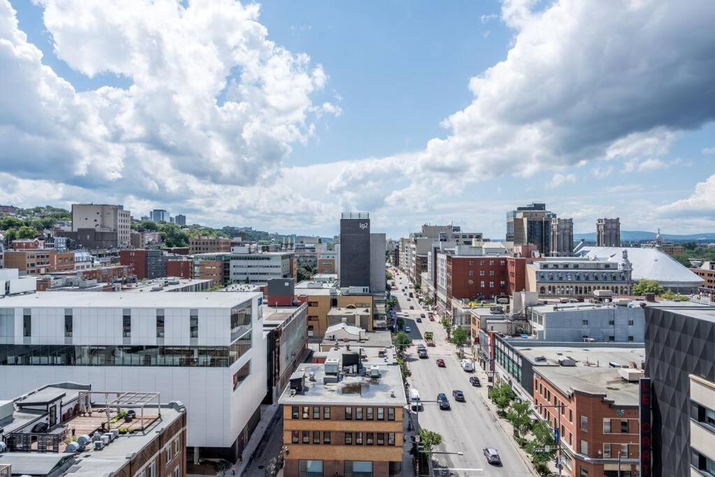 Initial / Cinema +Parking / Centre-Ville De Quebec Dış mekan fotoğraf